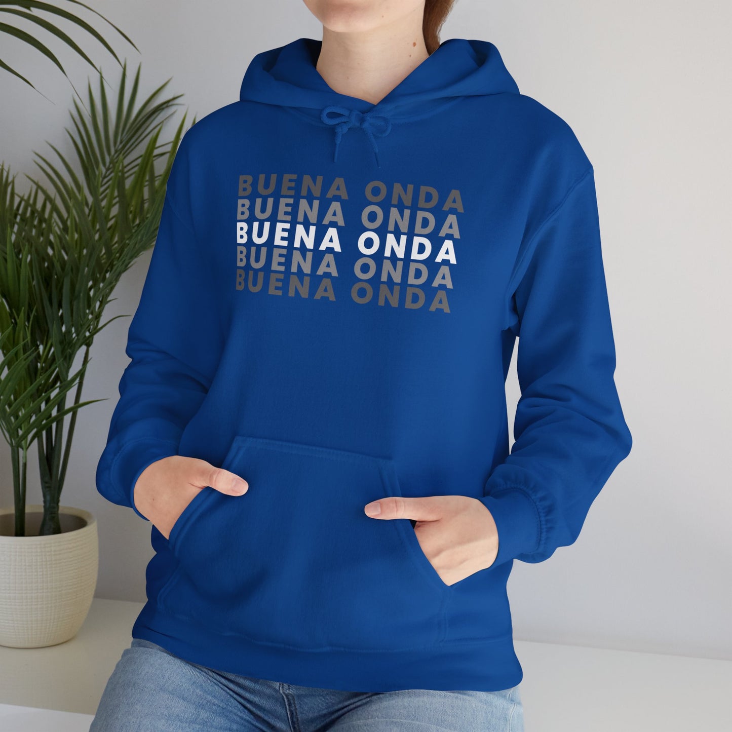 Buena Onda Unisex Heavy Blend™ Hooded Sweatshirt