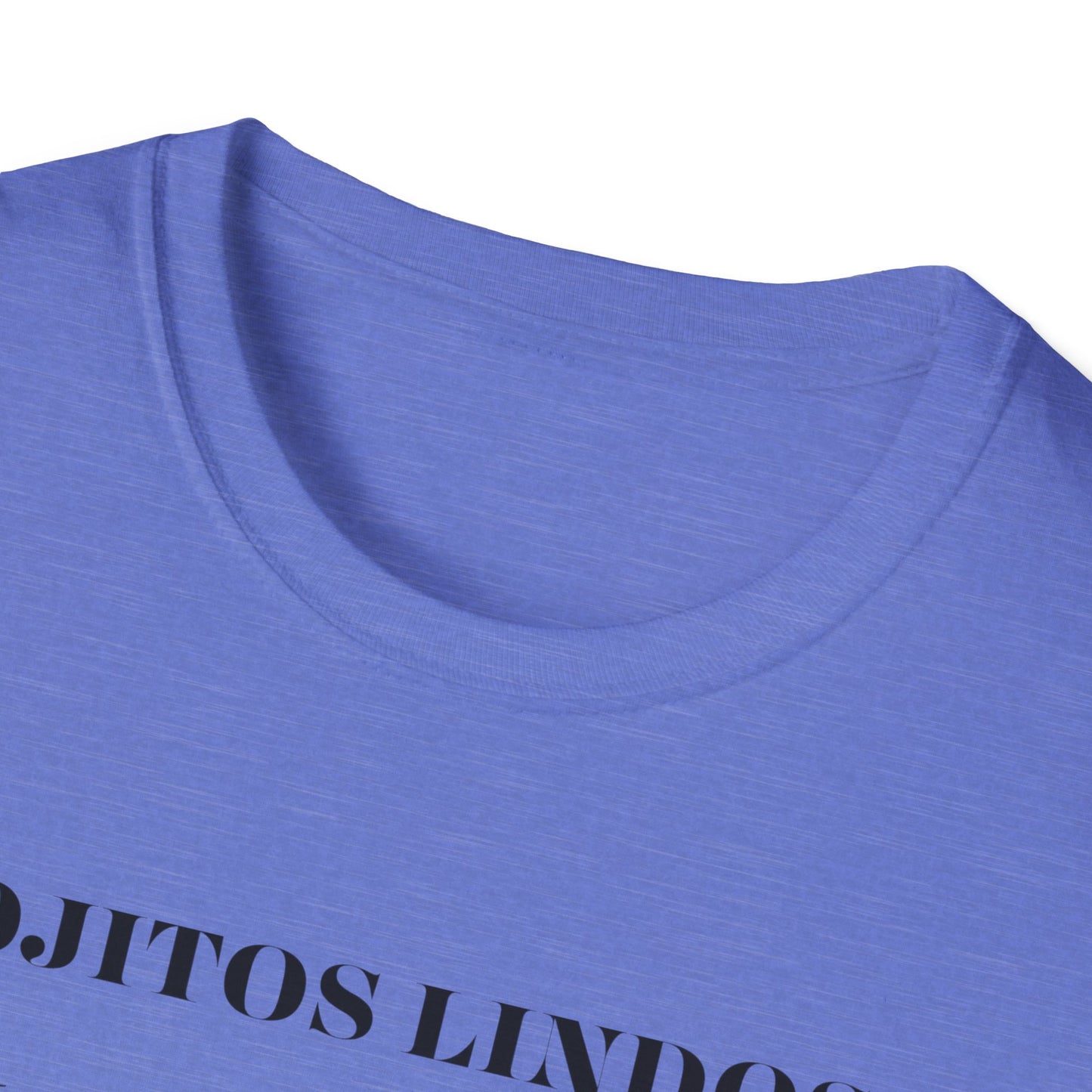 Ojitos Lindos Unisex Softstyle T-Shirt