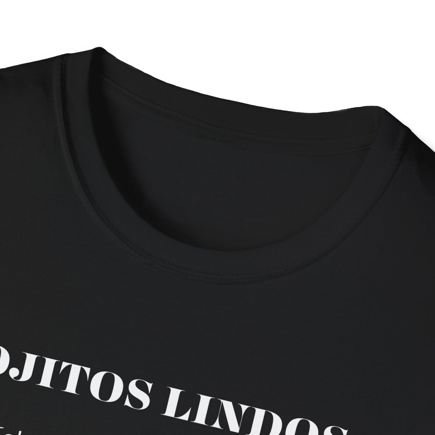 Ojitos Lindos Unisex Softstyle T-Shirt