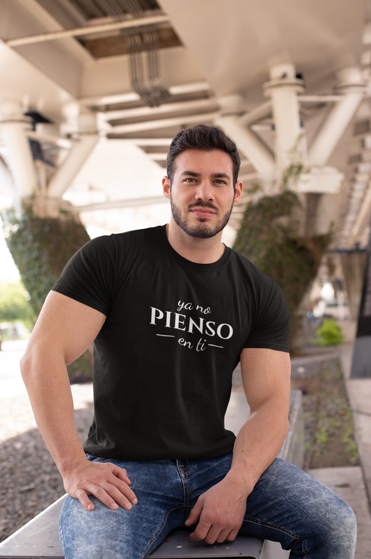 Ya No Pienso En Ti Unisex Jersey Short Sleeve Tee